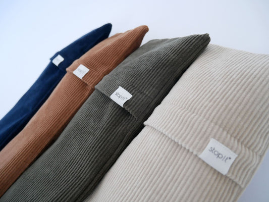 So machst du dein Zuhause gemütlicher: Zugluftstopper im Herbst & Winter